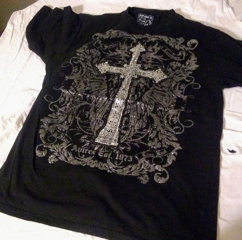 Avverx Celtic cross t-shirt